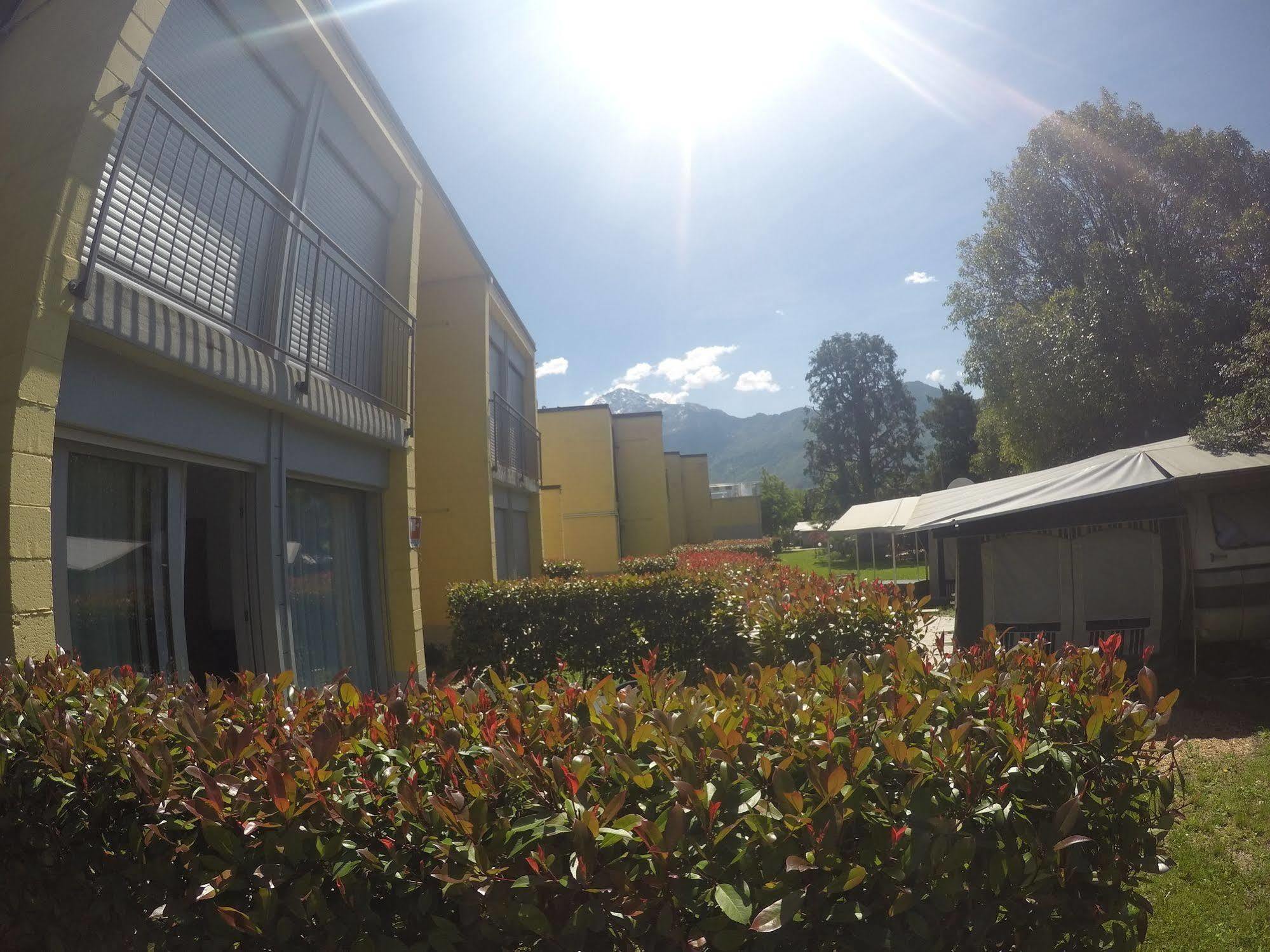 דומאסו Camping Villaggio Paradiso מראה חיצוני תמונה